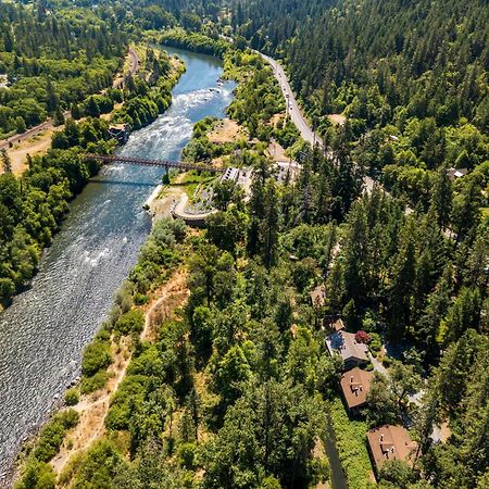 Weasku Inn Грантс Пас Екстериор снимка