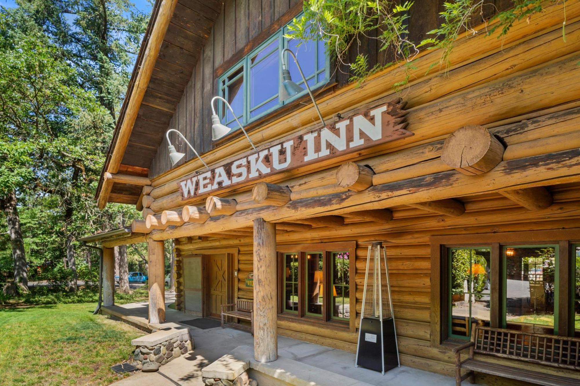 Weasku Inn Грантс Пас Екстериор снимка